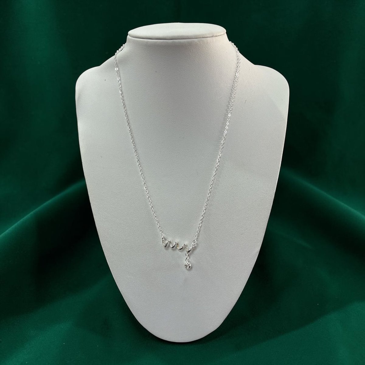 COLLAR RULITO CON BRILLOS Y PIEDRITA ACERO BLANCO