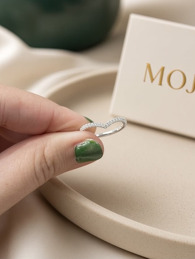 ANILLO EN V BRILLOS PLATA 925