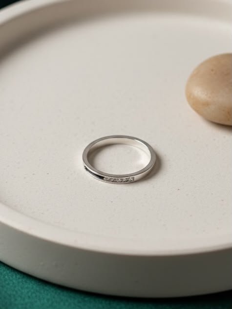 ANILLO CON STRASS ACERO BLANCO